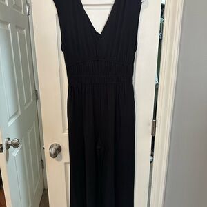 Old Navy Black Sleeveless Dress